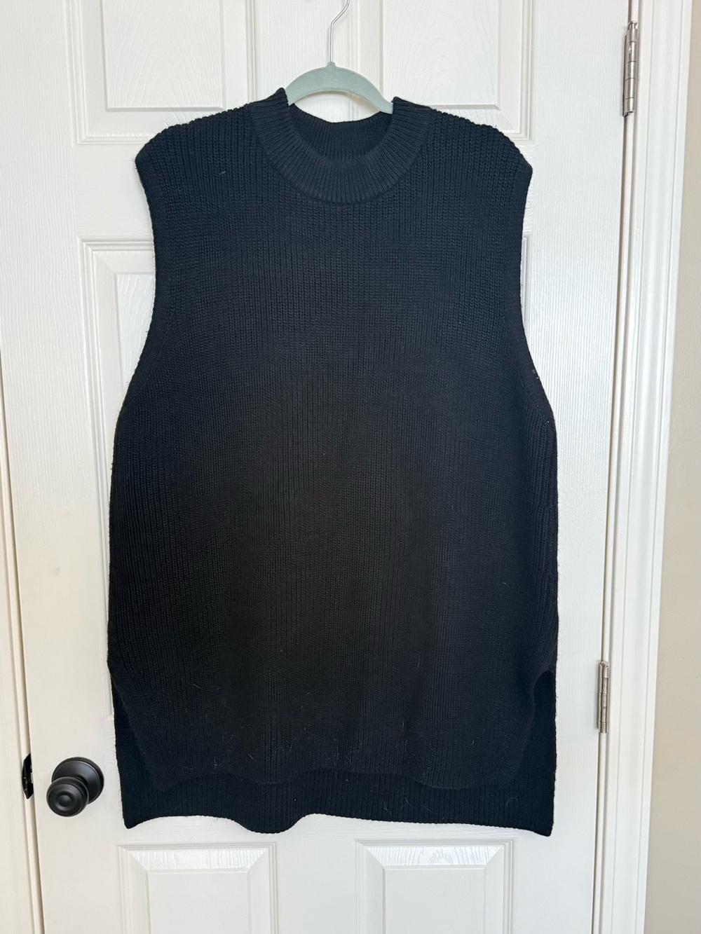 H&M Oversized Sleeveless Crewneck Knit Vest